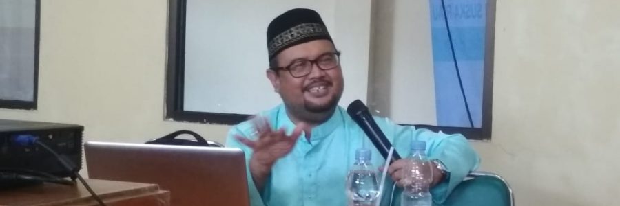 ISAIS UIN SUSKA RIAU Menggelar Diskusi Keempat “Membaca Ulang Sejarah Islam Klasik” (Satu Semester Bersama Prof. Dr. H. Munzir Hitami, M.A.)